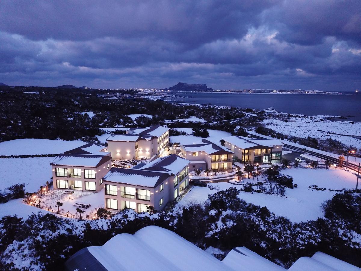 海洋广场度假村 西归浦市
